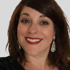 Bénédicte FAROU serrée